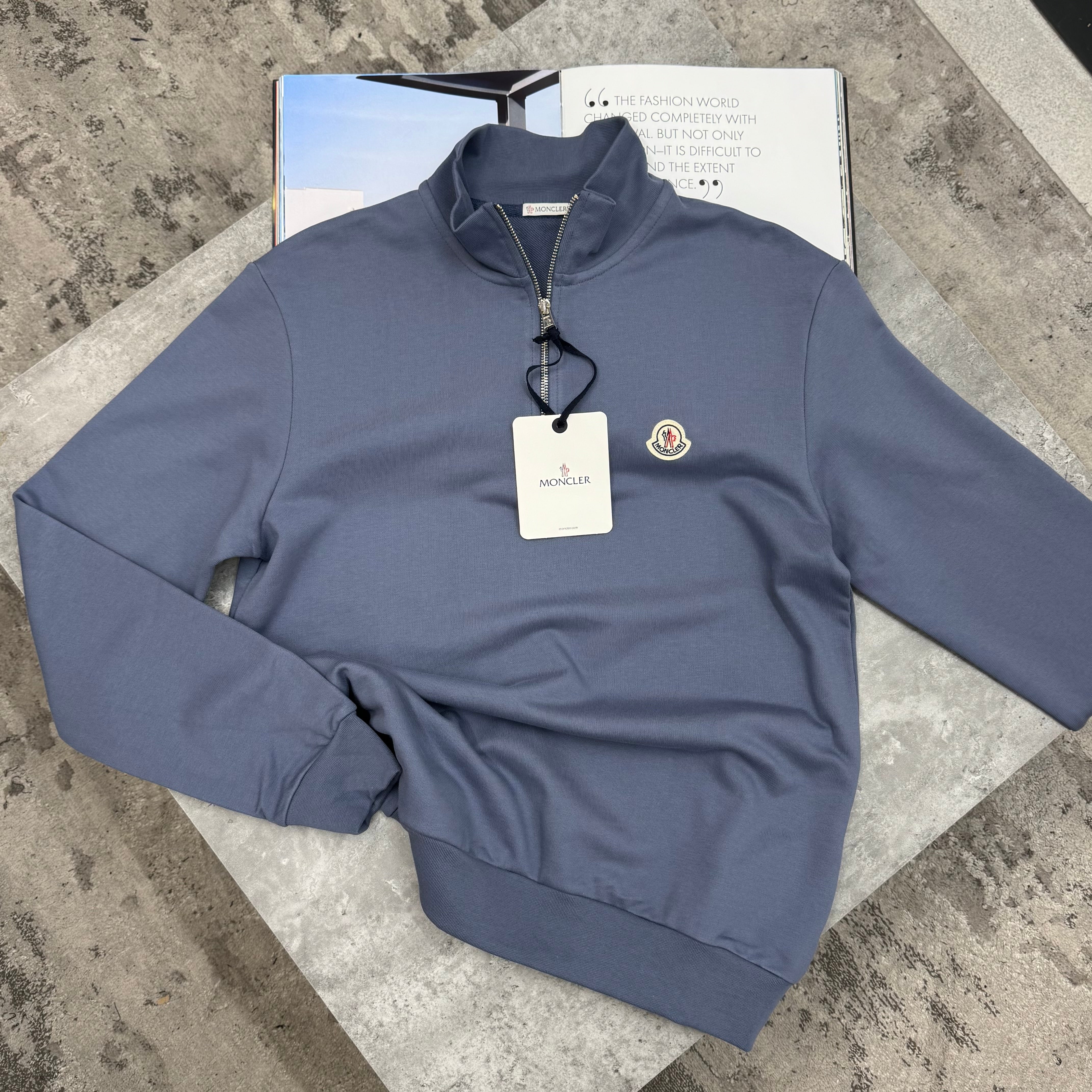 MNCLR - LOGO HALF ZIP JUMPER - BLUE